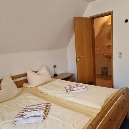 Hotel Gaestehaus Schniepp 2*