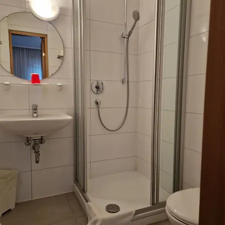 Gaestehaus Schniepp Hotel 2*