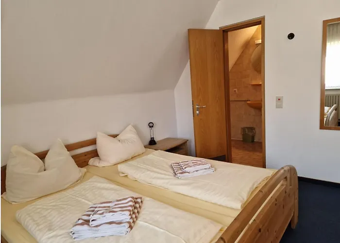 Отель Gaestehaus Schniepp 2*