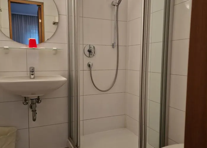 Gaestehaus Schniepp Hotel 2*